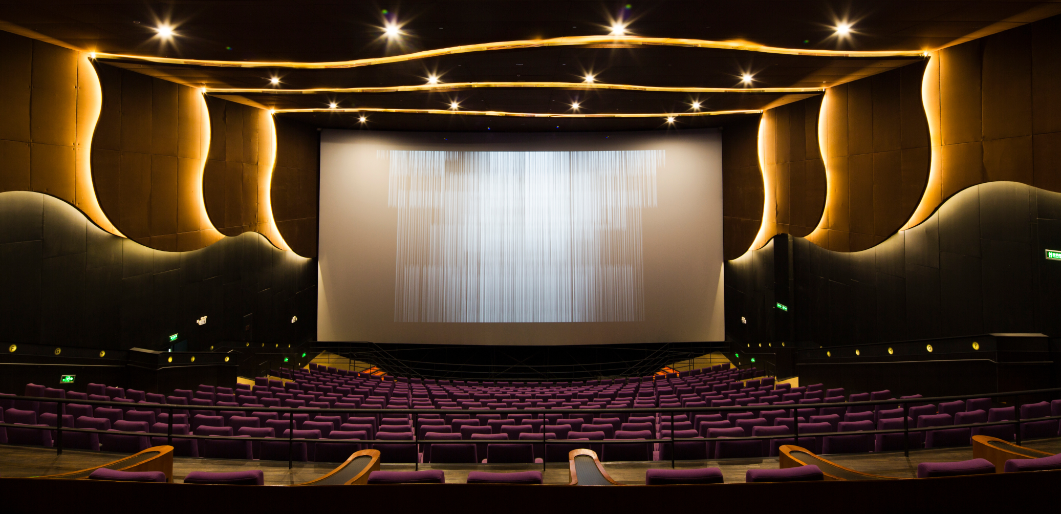 Salle de cinéma pour illustrer la publicité au cinéma et l'accompagnement de l'agence Mediagenic à Lausanne